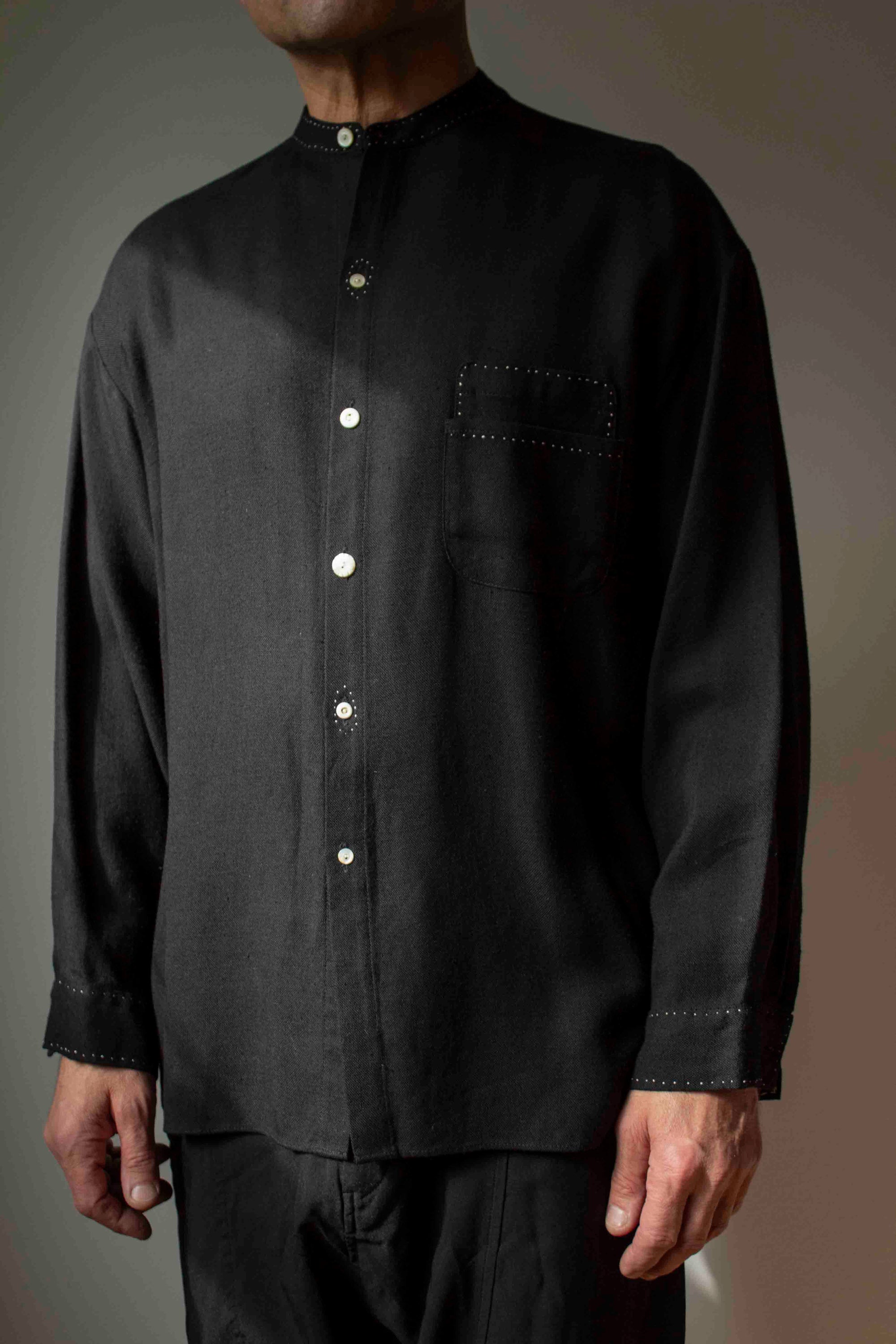 N° 224 hand-stitched banded collar shirt - M