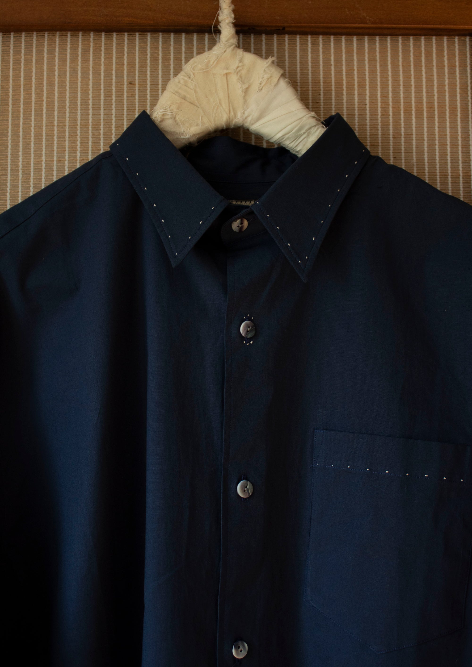 N° 296 paneled sleeve shirt - umi blue/sora blue - M