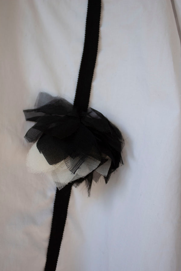 N° 19 dripping handmade falling flowers - sumi black (made to order)